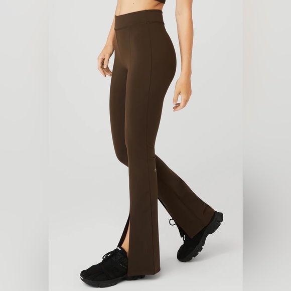 NWT Airbrush High-Waist Flutter Legging - Picture 3 of 8